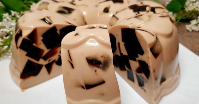 Кавовий желейний десерт – ніжний торт без випічки, який підкорить вас із першого шматочка!