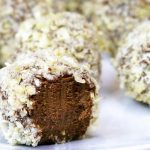 Швидкі домашні трюфелі без випічки: ідеальний десерт за 15 хвилин