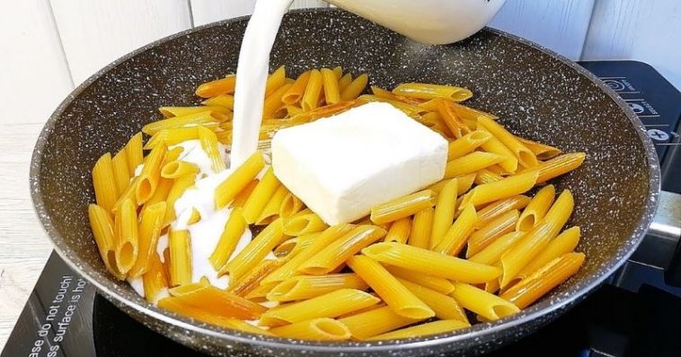 Макарони в ніжному соусі на сковороді – швидко, просто, смачно!