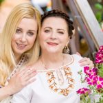 "Нікому не наважувалася про це розповісти": Тоня Матвієнко – відверто про сексуальні домагання та як переживає втрату мами