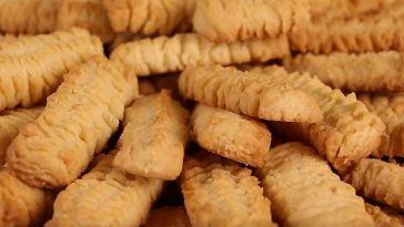 Пісочне печиво з м’ясорубки – смак дитинства!