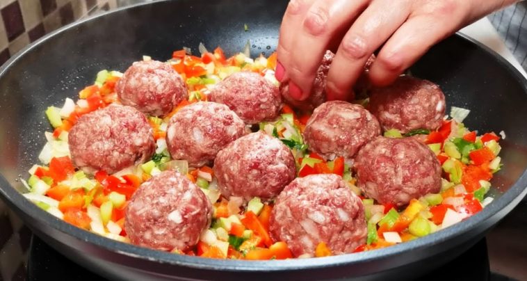 Фрикадельки з рисом на сковороді – швидка та смачна вечеря без зайвого клопоту