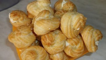 Заварні тістечка, що завжди вдаються: ідеальний рецепт для ніжного десерту