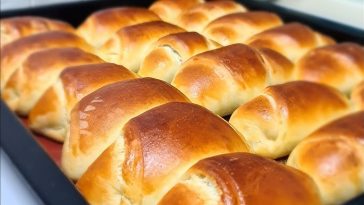 Ніжні кефірні булочки: простий рецепт із доступних продуктів