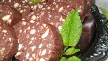 Шоколадна ковбаска – смак дитинства, який неможливо забути