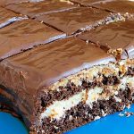 Торт «Баунті» – ніжний кокосовий рай, який підкорить з першого шматочка