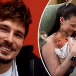 Дружина Позитива зворушила кадрами новонародженої донечки Марії з першої фотосесії