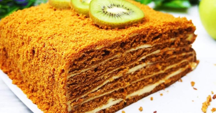 Медовик без розкочування коржів – швидкий і смачний рецепт, який вас здивує!