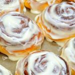 Ідеальні булочки сінабон із корицею – мій фірмовий рецепт!