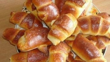 Найсмачніші здобні рогалики: простий рецепт з будь-якою начинкою