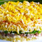 Салат «Премія для Бідних» – бюджетний рецепт, який підкорив гурманів