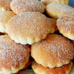 Молочні коржики, як у шкільній їдальні – смак дитинства з 80-х