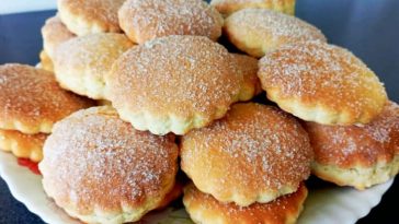 Молочні коржики, як у шкільній їдальні – смак дитинства з 80-х