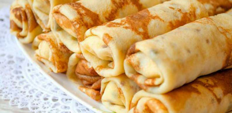 Пухкі та ніжні пісні млинці – смачний рецепт без яєць та молока