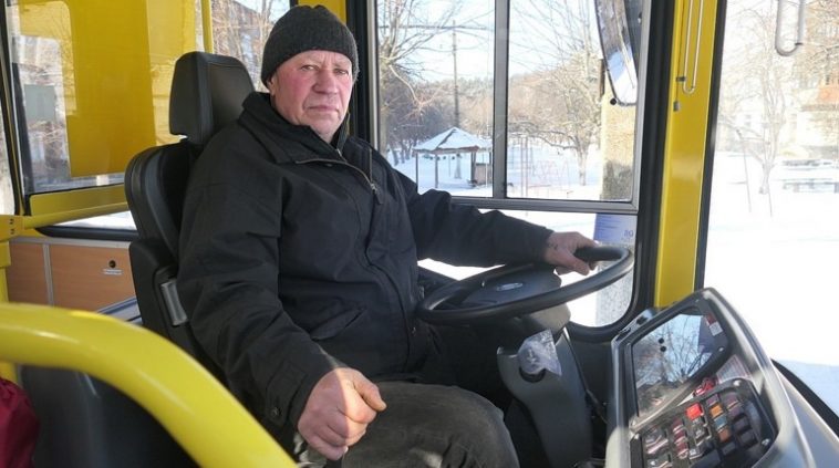 Водій маршрутки в Києві поставив на місце прихильників "русского мира"