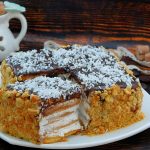 Швидкий торт без випічки з печива – смачний десерт за лічені хвилини