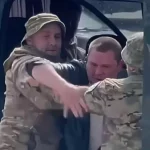 ШОК! В Одесі представники ТЦК силоміць намагалися забрати чоловіка – він кричав про дитину вдома (ВІДЕО)