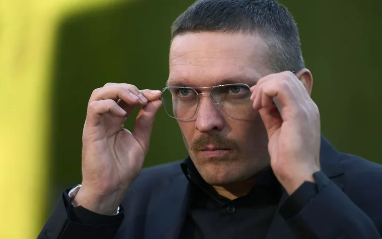 Олександр Усик здобув ступінь доктора філософії – нова вершина у його кар'єрі!