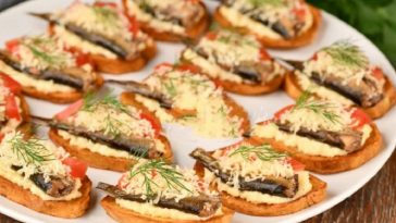 Шпротні канапки «Золотиста картопля» – несподівана альтернатива хлібу