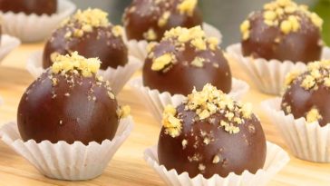 Рецепт вівсяних кульок із фініками