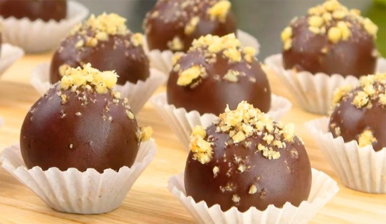 Рецепт вівсяних кульок із фініками