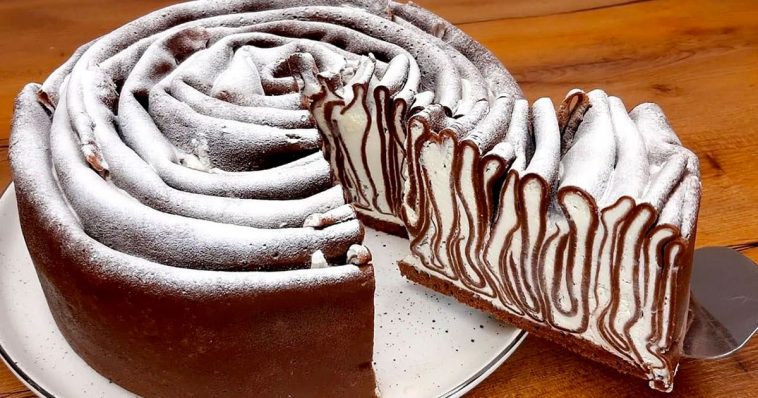 Торт без духовки, який здивує всіх! Ніжний, смачний і готується за лічені хвилини