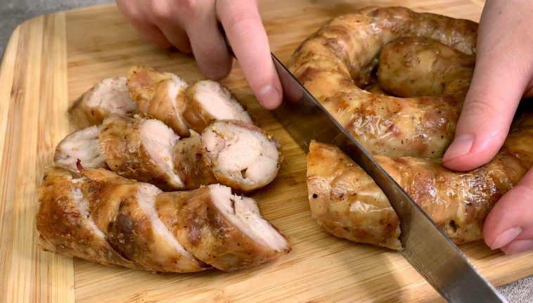 Домашня куряча ковбаса в духовці: простий і смачний рецепт