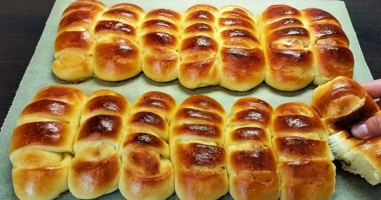 Найсмачніші булочки з яблуками – ідеальне дріжджове тісто, яке готується швидко!