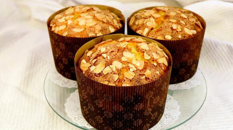 Італійська паска "Панеттоне" – ніжний смак, аромат цукатів і хрустка мигдальна скоринка! Покроковий рецепт з усіма секретами