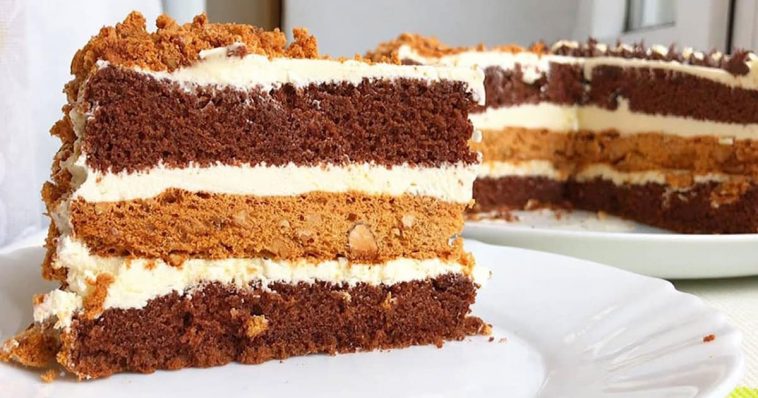 Домашній торт «Столичний» — ніжніший за Київський і готується в рази простіше!