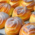 Простий і швидкий рецепт випічки: всього 3 інгредієнти для ідеального чаювання!