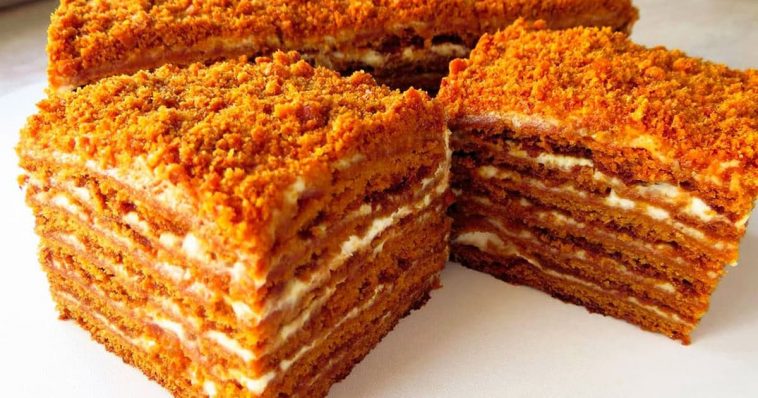 Медовик за 30 хвилин без міксера — найпростіший рецепт неймовірного десерту!