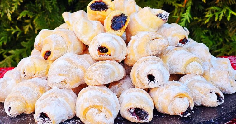 Молдавські рогалики, що довго залишаються м'якими: секретний інгредієнт у рецепті