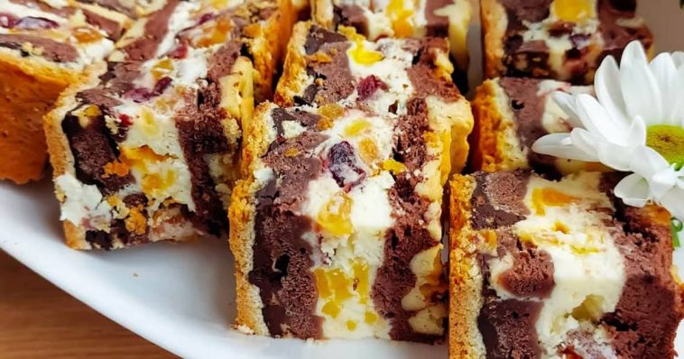 Сирник «Святковий» — розкішний десерт з ніжною начинкою та сухофруктами