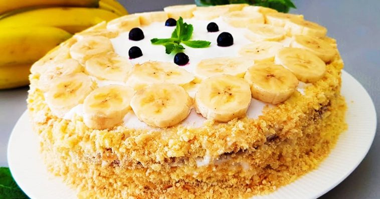 Торт "Банановий Рай" — бюджетний смаколик, який здивує краще за "Наполеон"