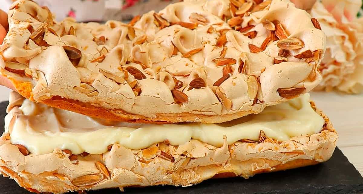 Торт "Хмаринка" – ніжніше за "Київський" і смачніше за "Карпатку"! Французький десерт, що підкорює з першого шматочка