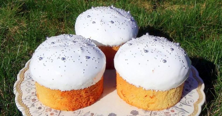 Найніжніша великодня паска – волога, м’яка та ароматна! Тісто готується з вечора