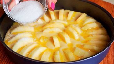 Якщо шарлотка набридла, а вдома є 3 яблука – спробуйте італійський яблучний пиріг!