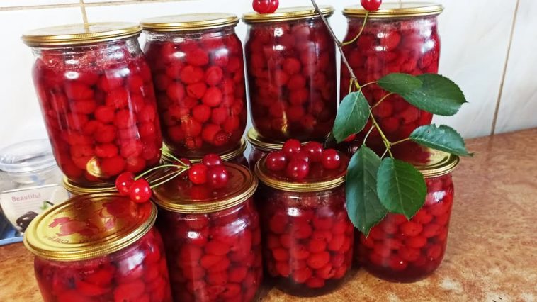 🔹 Перевірений рецепт вишні у власному соці: 20 років готую так — без зайвого цукру, натурально і смачно