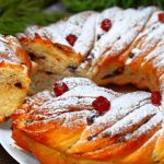 Великодня плетінка з начинкою – святкова випічка, що вражає смаком
