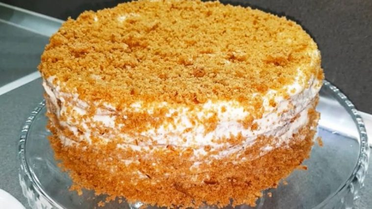 Розкішний торт «Джулія» без духовки — готовий за 15 хвилин, а смак підкорює з першого шматочка!