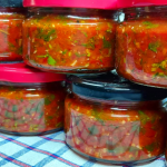 Домашній соус із червоного перцю на зиму: ароматна пікантність у кожній ложці