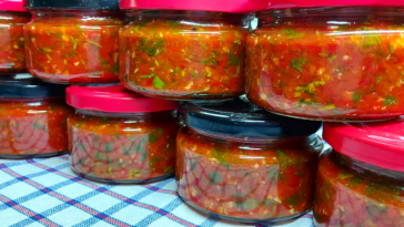 Домашній соус із червоного перцю на зиму: ароматна пікантність у кожній ложці