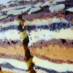 Старовинний бабусин пляцок «Вишиванка» з сиром та маком – окрасa святкового столу