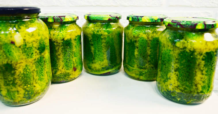 Козацькі огірки на зиму: хрусткі, пікантні, незрівнянні!