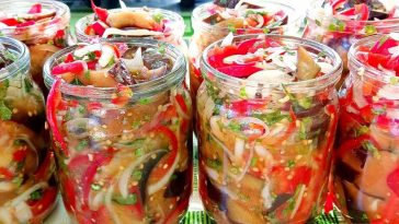 Лідер серед салатів на зиму! Скільки не зроби — просять ще!