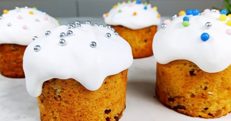 Паска без дріжджів і вимішування — надзвичайно ніжна, волога та солодка!