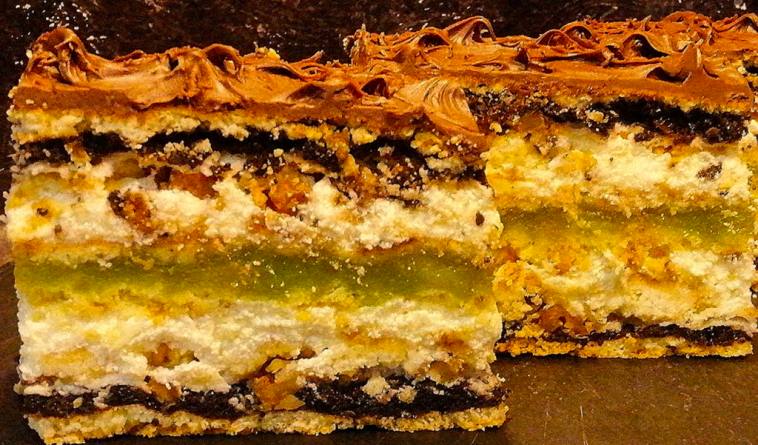 Торт «Смарагдовий шарм» — кулінарна поема для справжніх гурманів