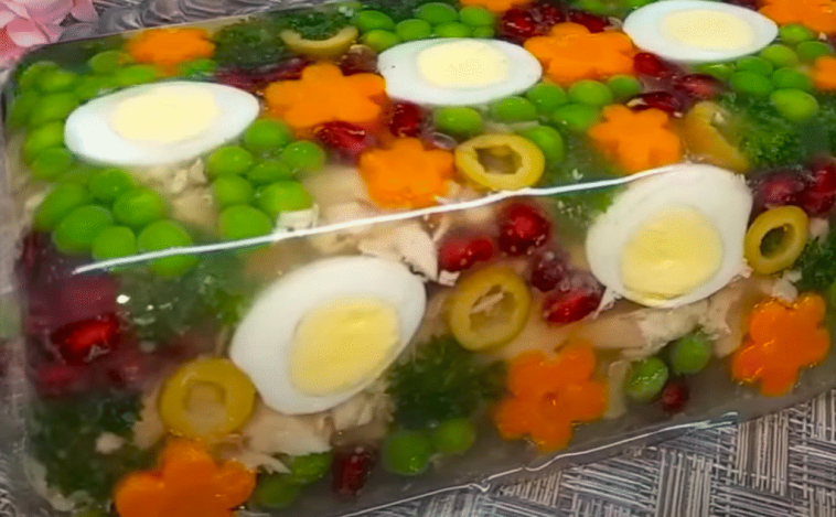 Заливне з курки «Святкова мозаїка»