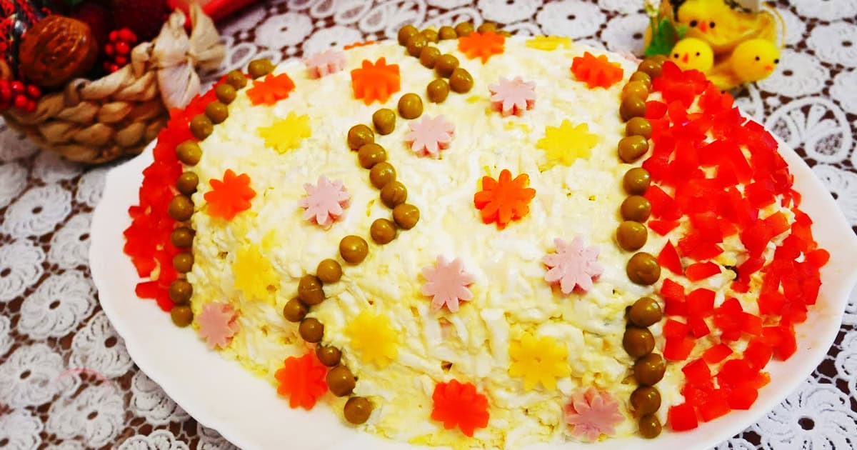 Салат "Писанка" — яскрава окраса великоднього столу, що підкорить з першої ложки!